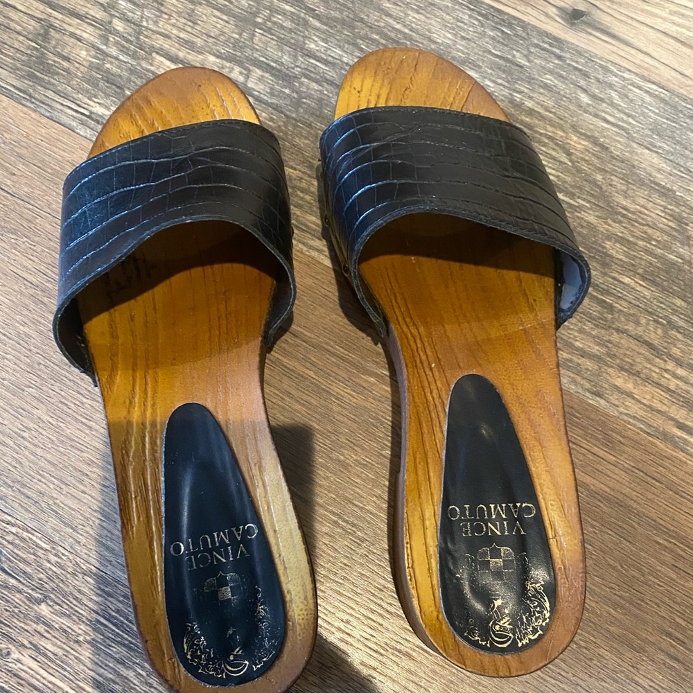 Vince Camuto Clog